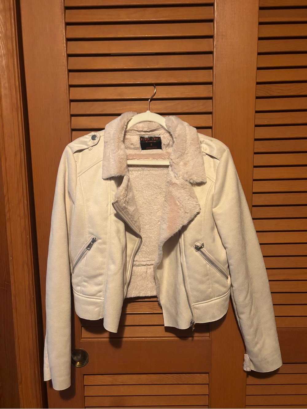 Faux-Sherpa Cream Moto Jacket - Women